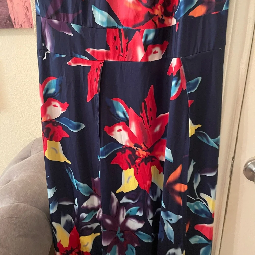 Plus Size Womens Floral Maxi Dress with skort size 2X pre-owned